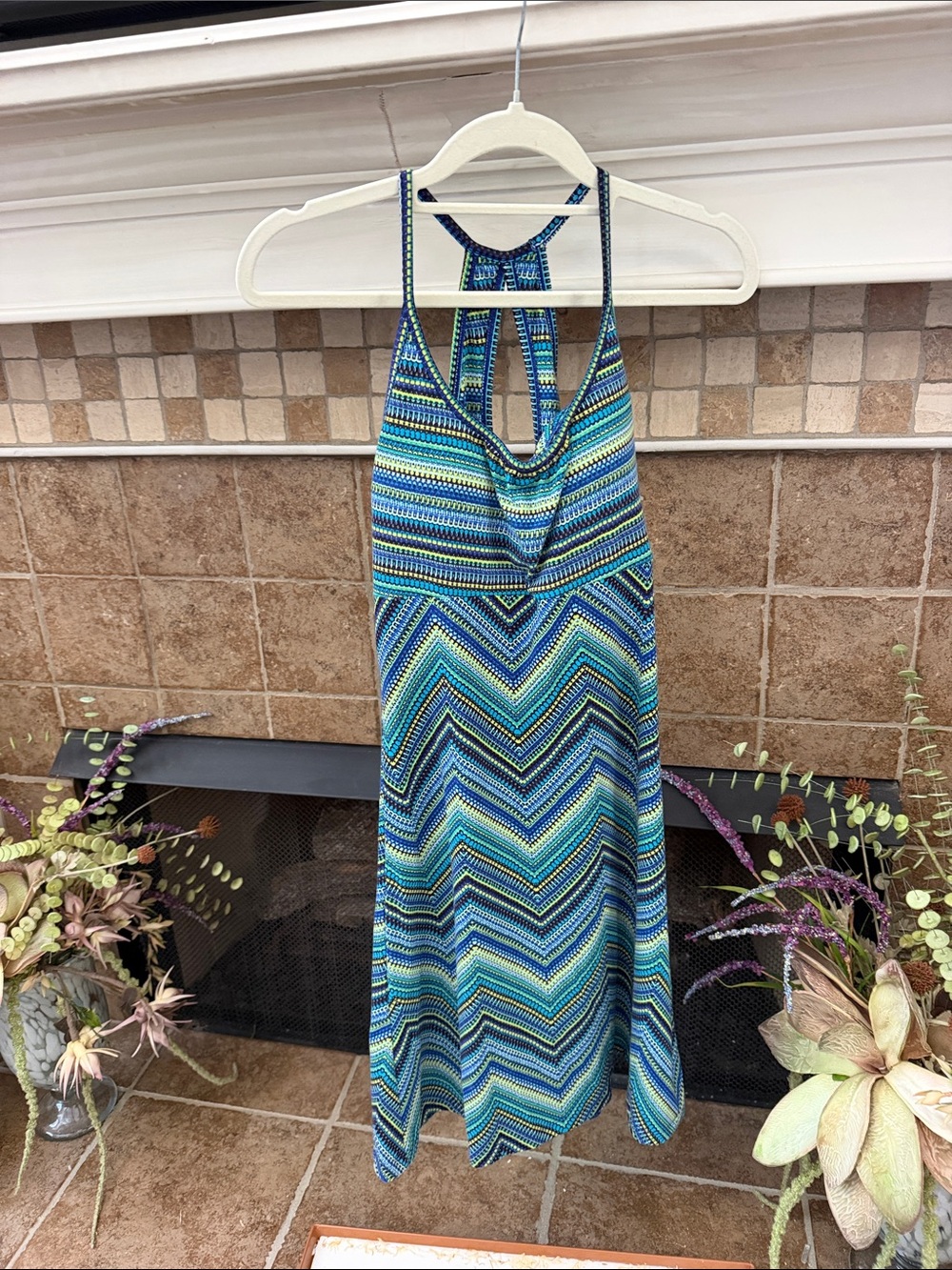 Dakini Blue and Green Chevron Mini Dress - Size XS nwt padded